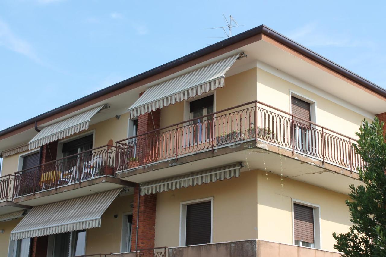 Apartment In Lazise/Gardasee 21949 المظهر الخارجي الصورة